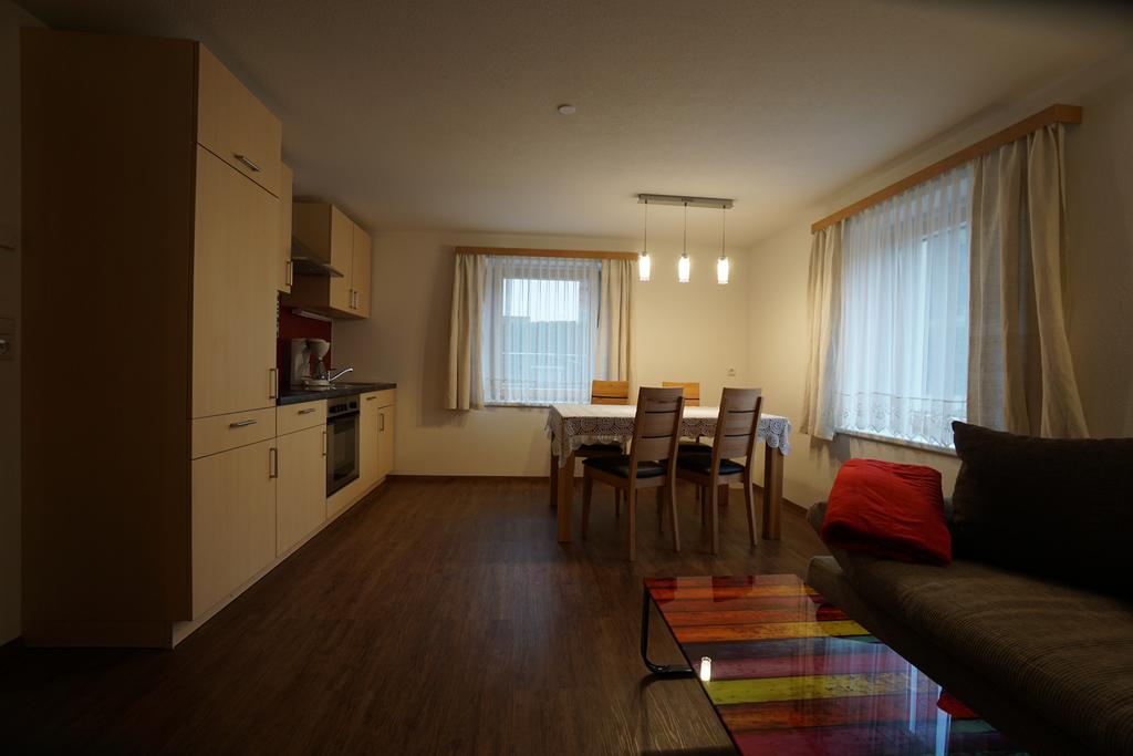 Ferienwohnung Fam Alfons Geiler ハインフェルス 部屋 写真
